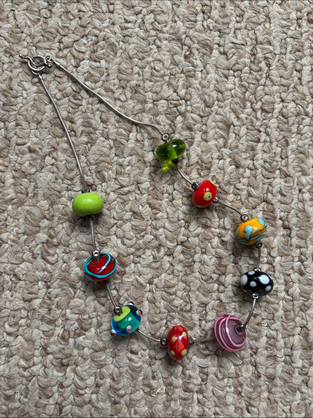 Vintage necklace w/ glass beads